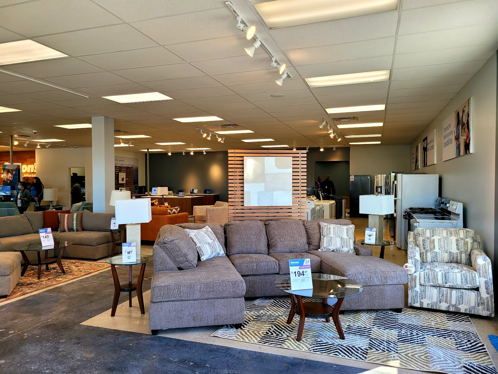 Aaron's - Photo 3