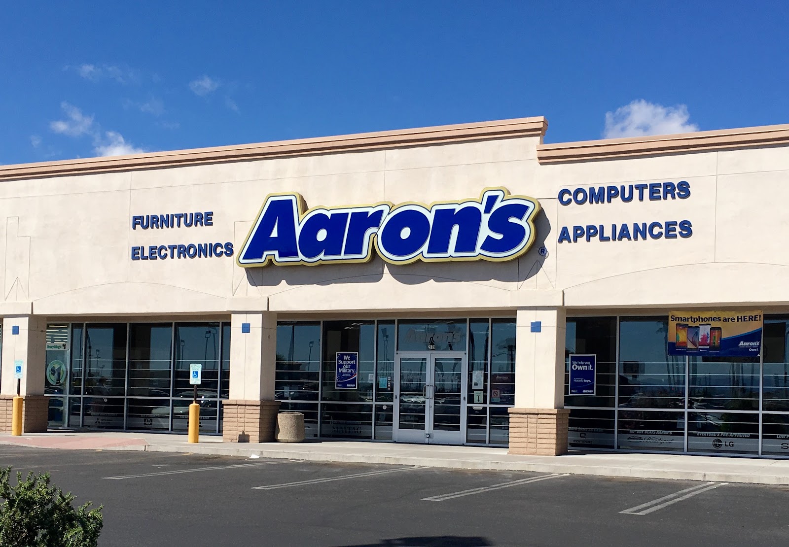 Aaron's - Photo 1