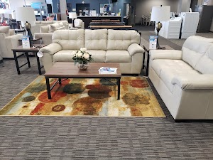 Aaron's - Photo 6