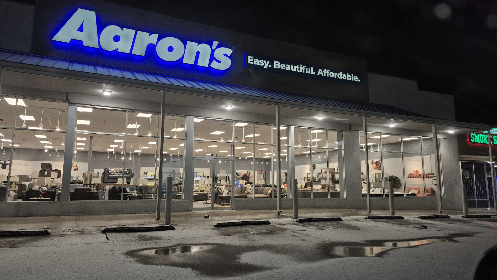 Aaron's - Photo 5