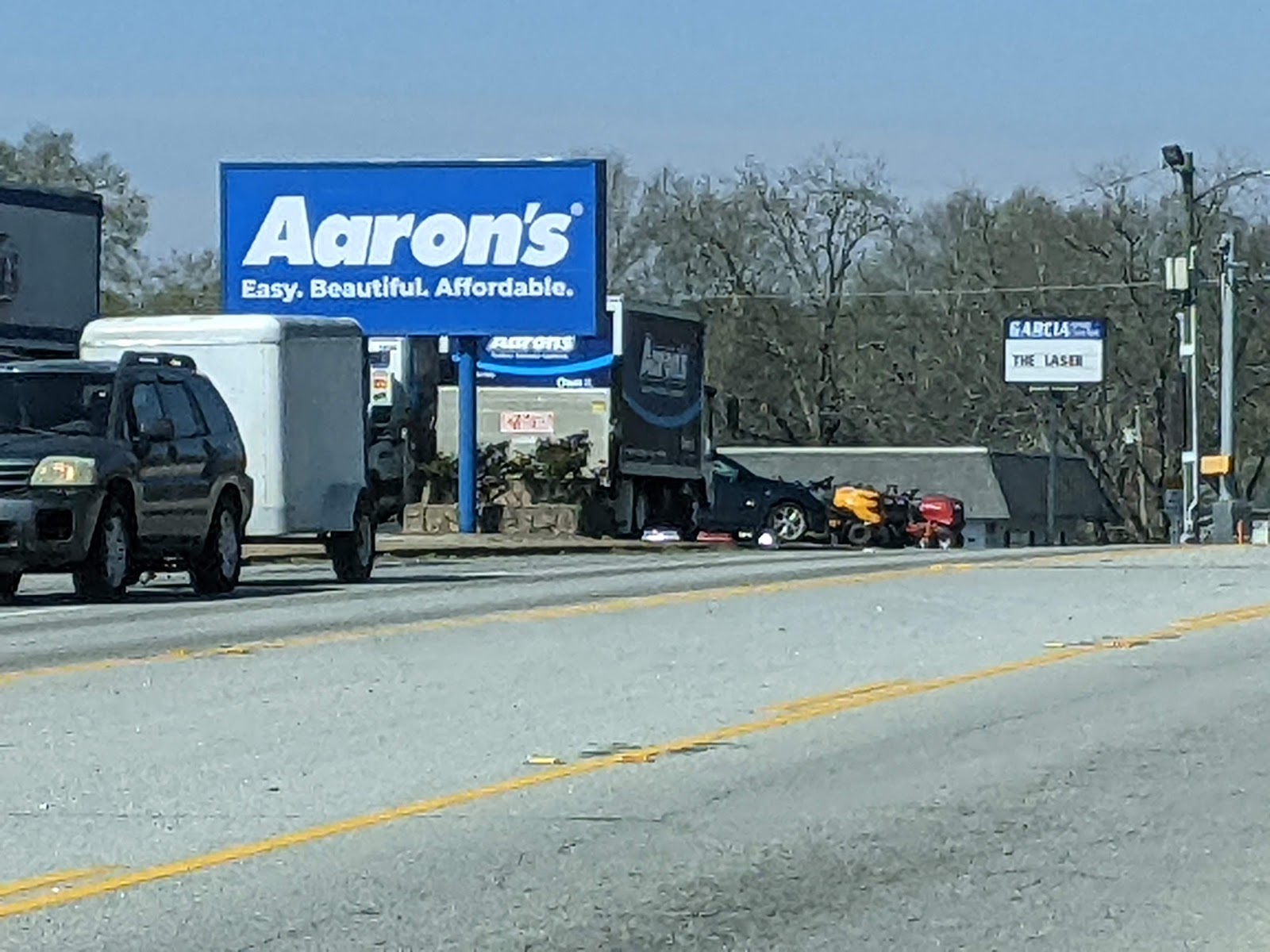 Aaron's - Photo 1