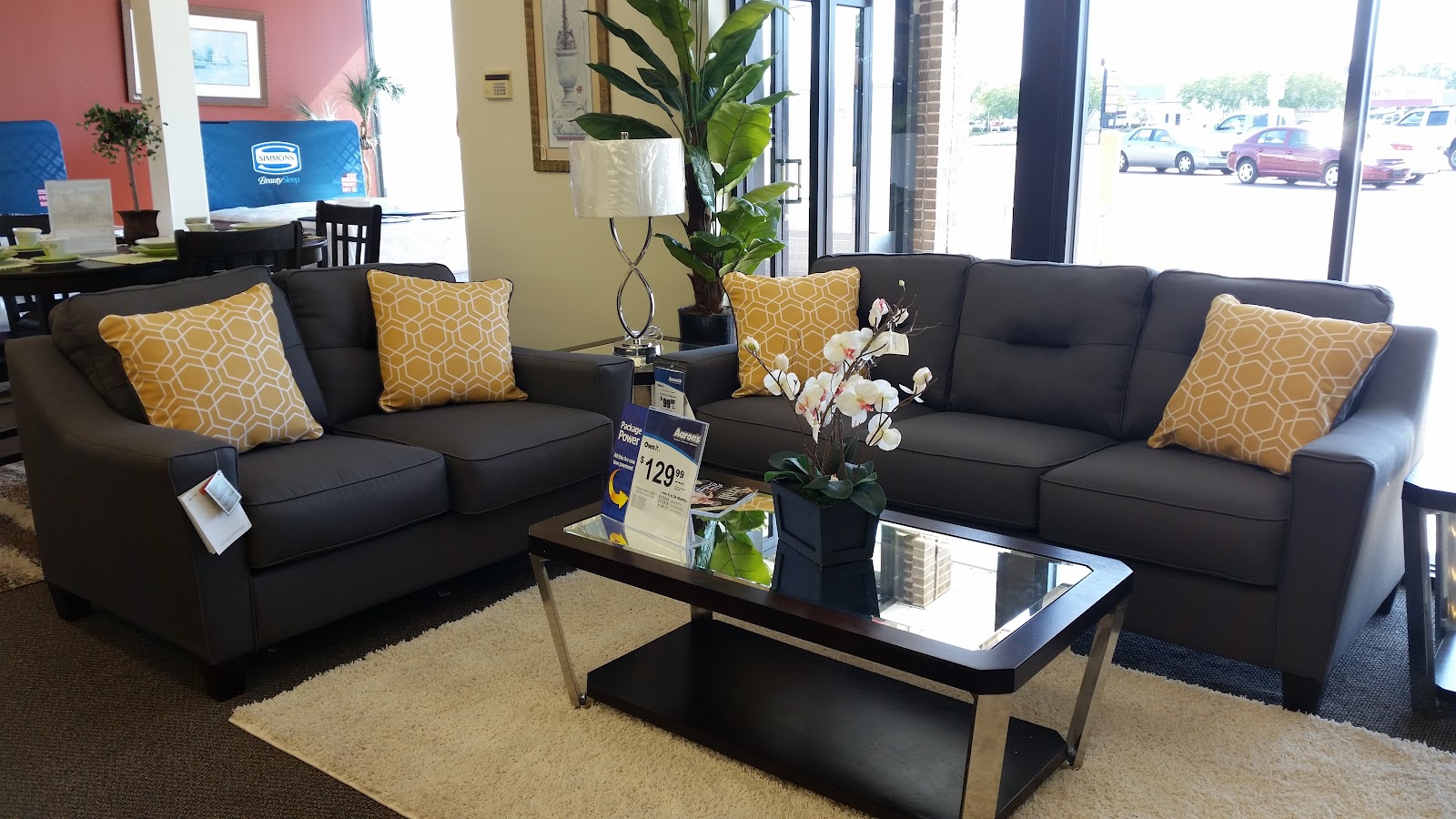 Aaron's - Photo 5