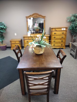 Aaron's - Photo 4