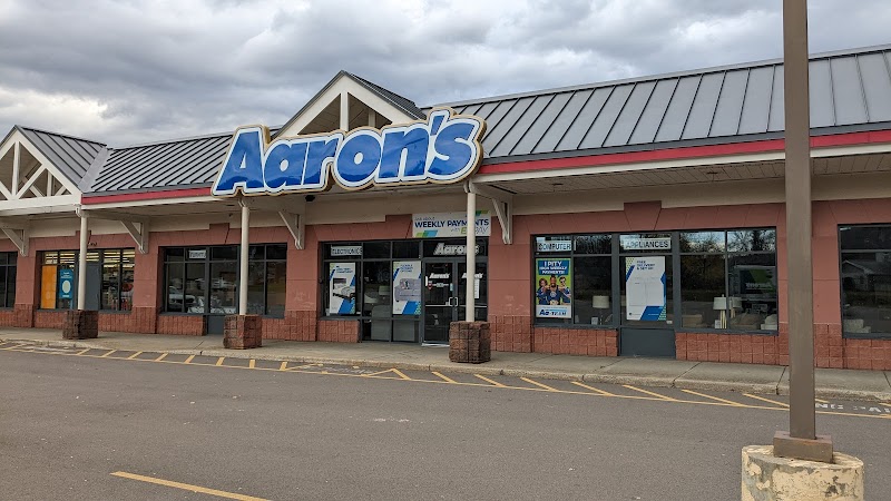 Aaron's - Photo 1