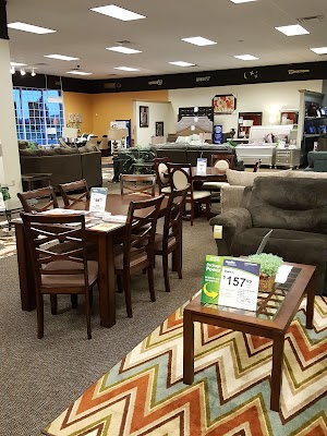 Aaron's - Photo 4