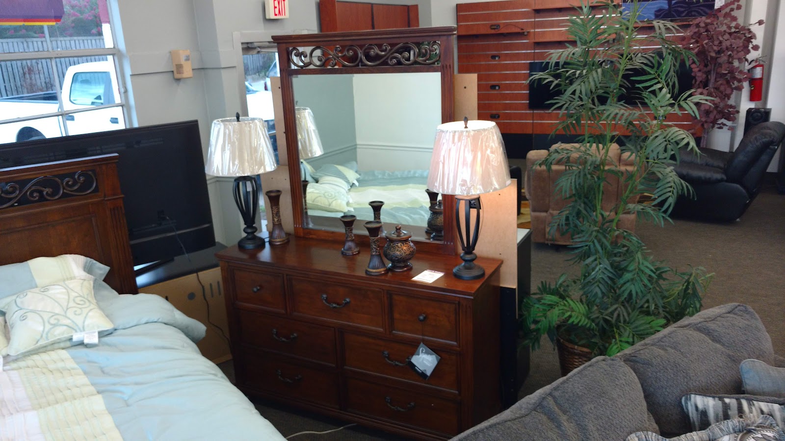 Bestway Rent To Own - Photo 5