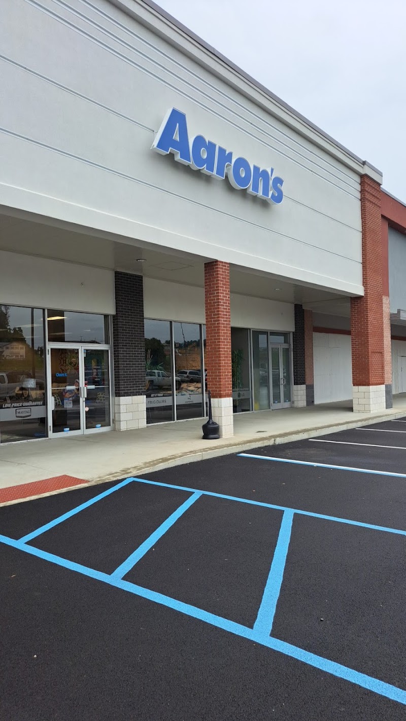 Aaron's - Photo 1