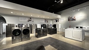 Aaron's - Photo 5