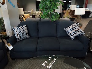Aaron's - Photo 5