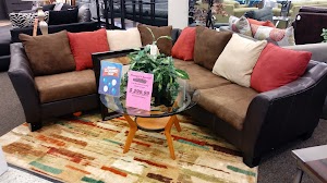 Aaron's - Photo 5