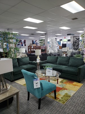 Aaron's - Photo 6