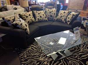 Aaron's - Photo 3