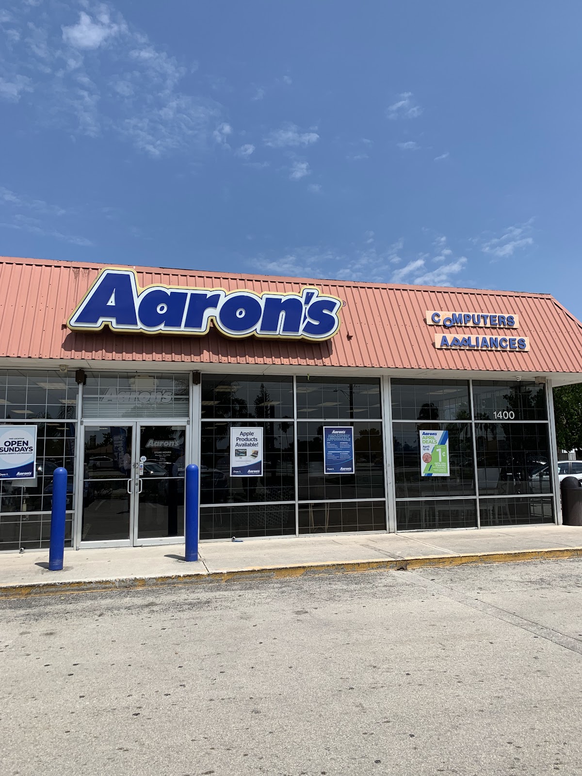Aaron's - Photo 1