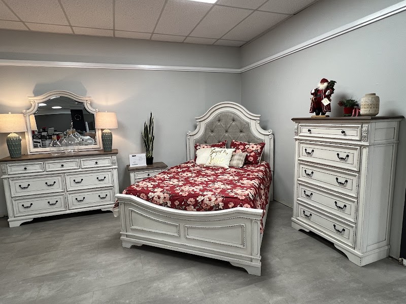 HomeTown Furniture Stores photo