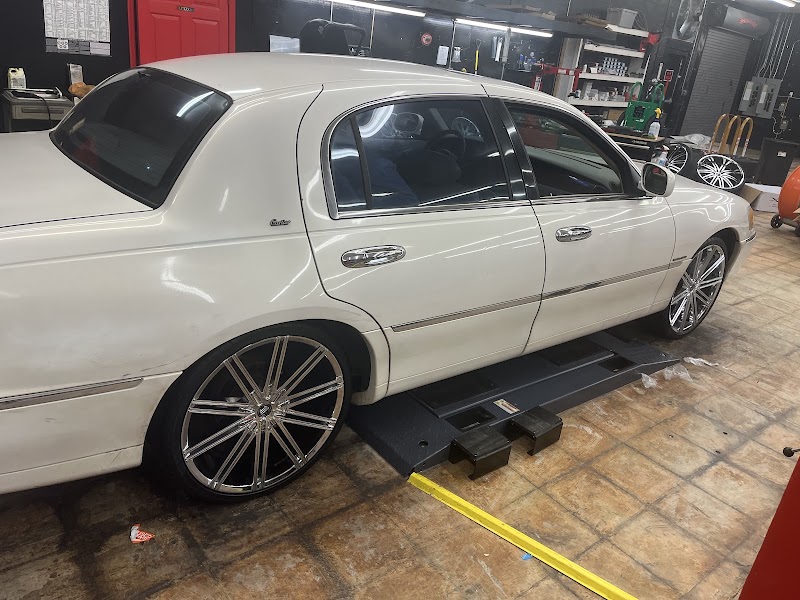 RAW Wheels + Tires photo