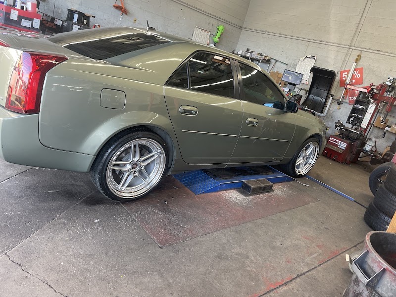 RAW Wheels + Tires photo