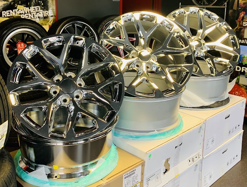 RAW Wheels + Tires photo