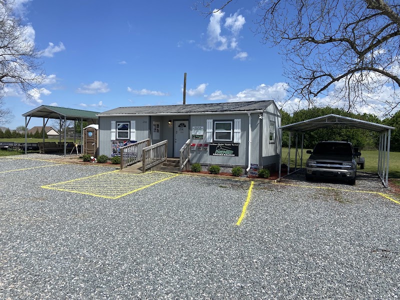 Inside Maco Sales of Warner Robins