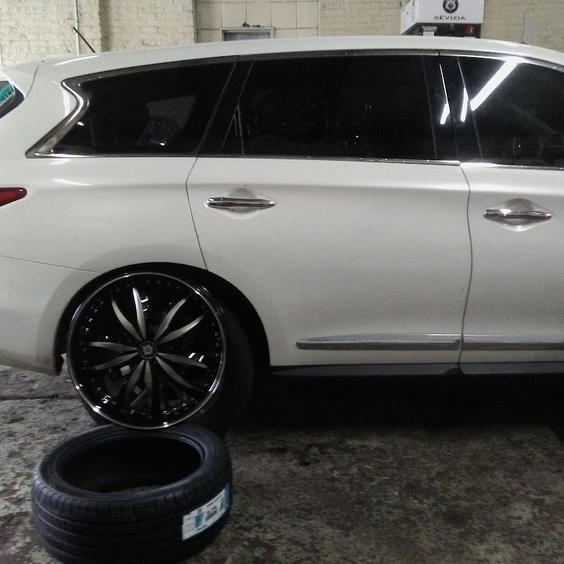 Diamante Tire Service photo