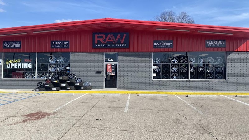 Inside RAW Wheels + Tires