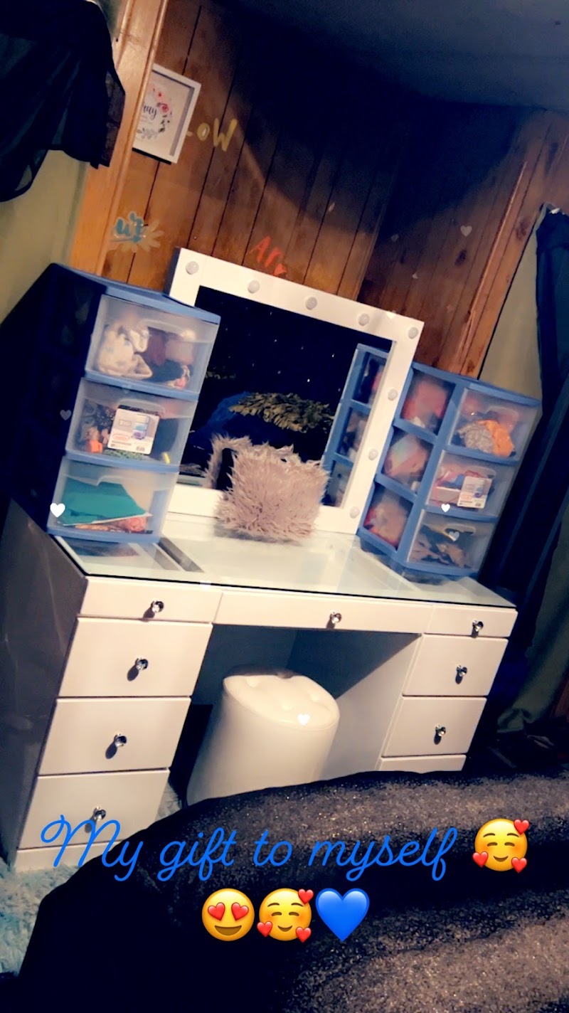 Buddy's Home Furnishings photo