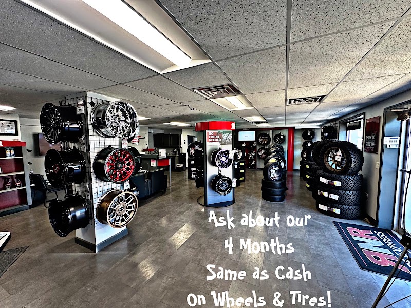 Inside RNR Tire Express