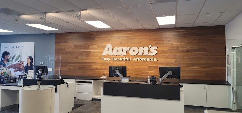 Aaron's photo