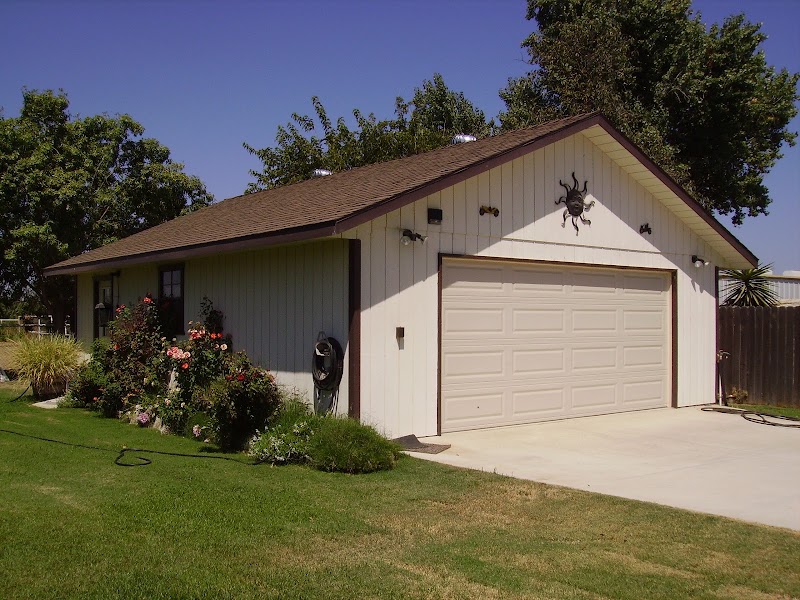 Inside Ulrich Lifestyle (Ulrich Barn Builders)