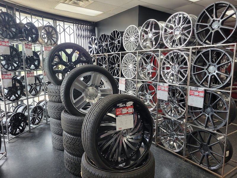 RAW Wheels + Tires photo