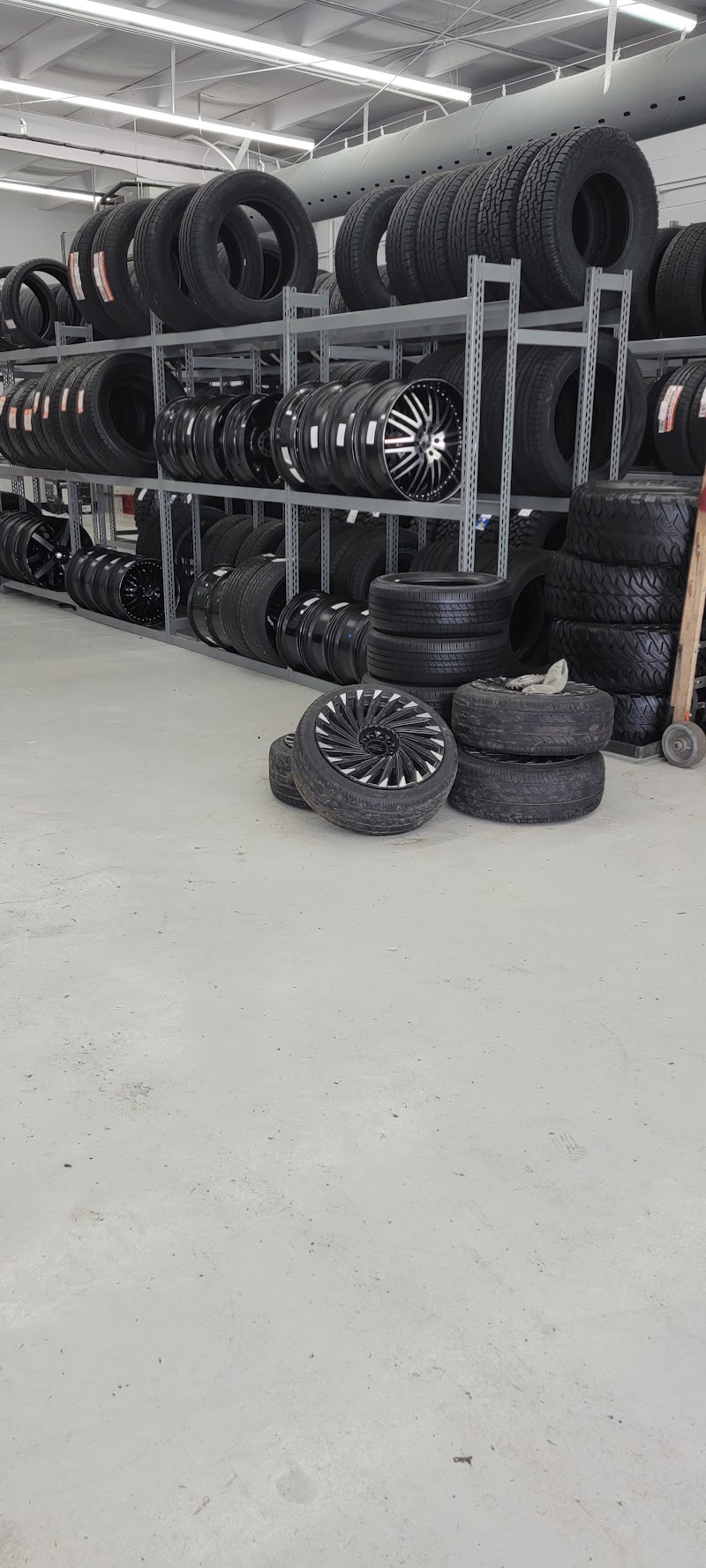 RNR Tire Express photo
