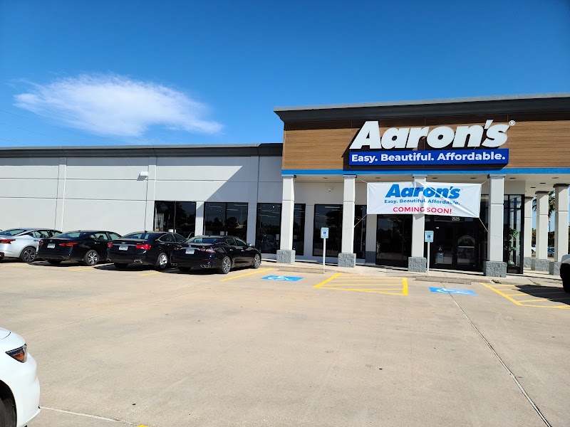 Inside Aaron's