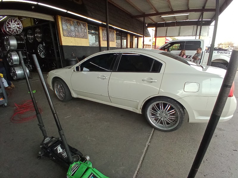 King Wheel & Tire photo