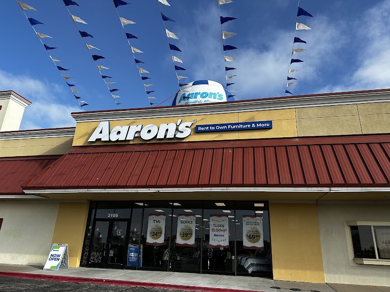 Inside Aaron's