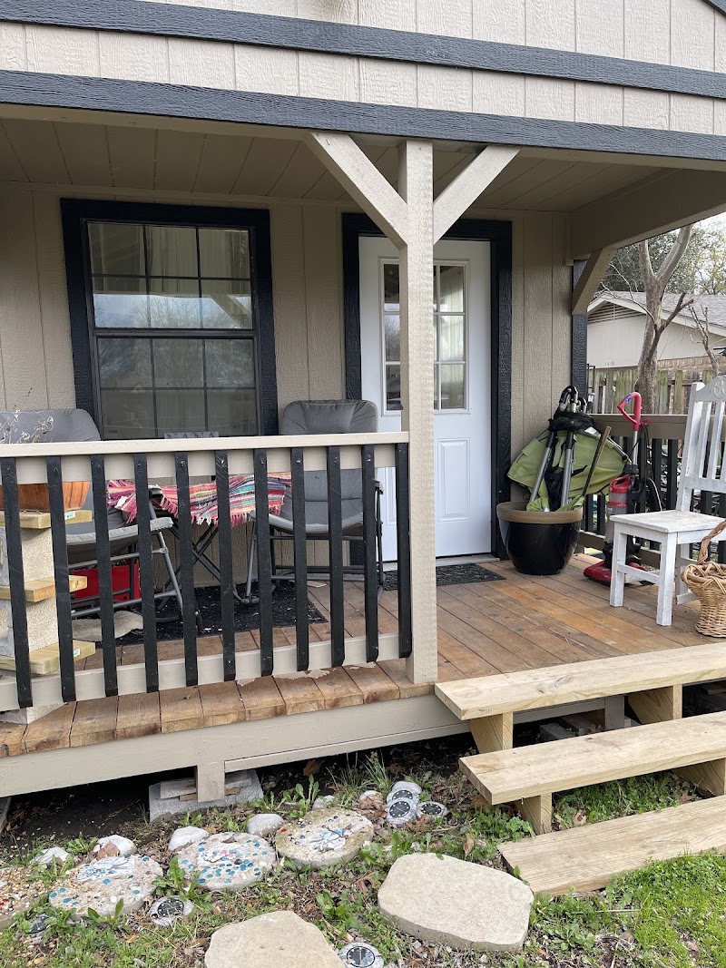 Backyard Leasing photo
