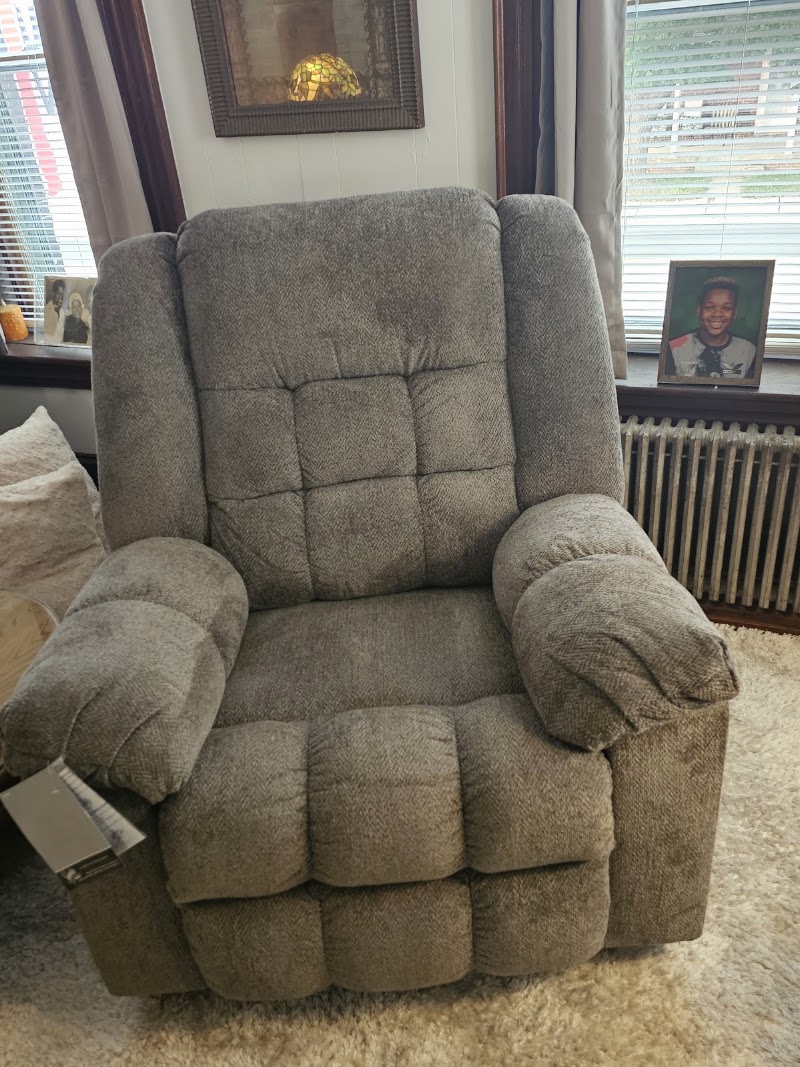 Buddy's Home Furnishings photo