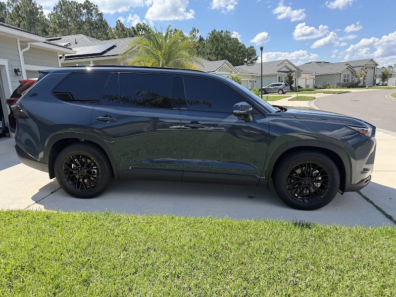 RAW Wheels + Tires photo