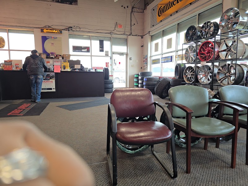 Best Buy Tire & Automotive photo