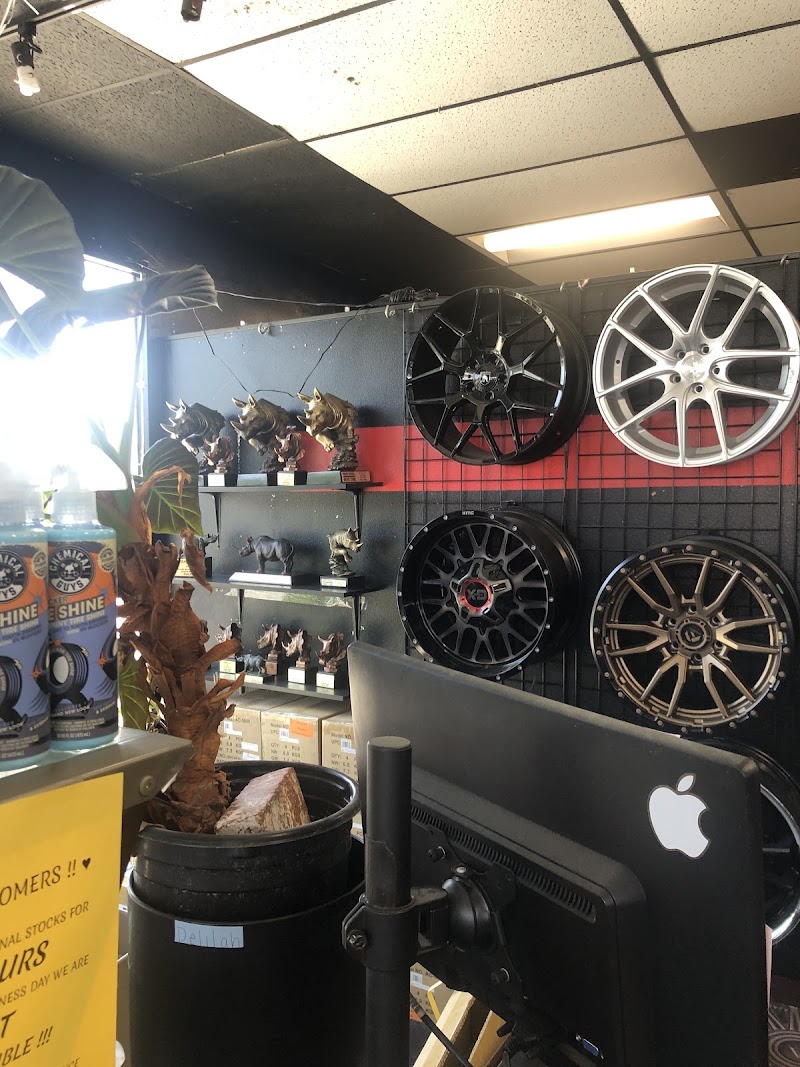 RAW Wheels + Tires photo