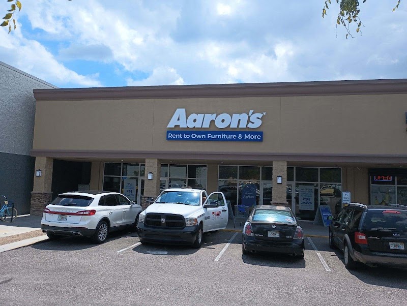 Aaron's photo