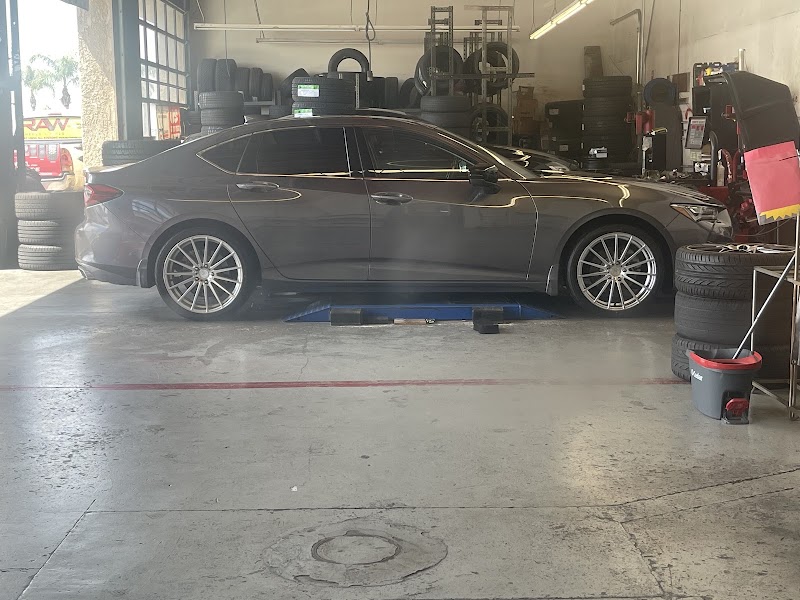 Inside RAW Wheels + Tires