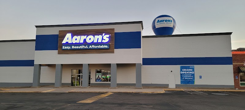 Aaron's photo