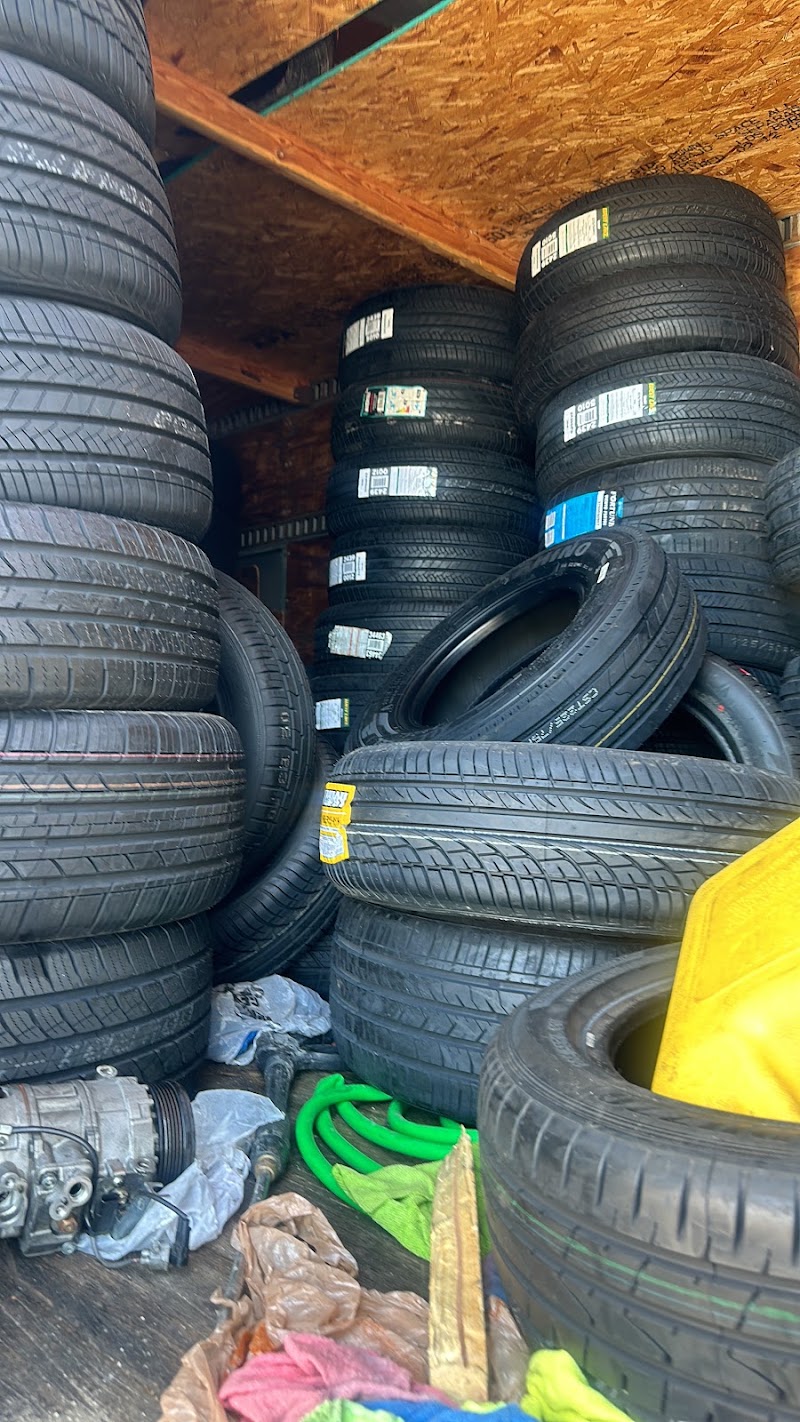 Orlando Tire & Wheel photo
