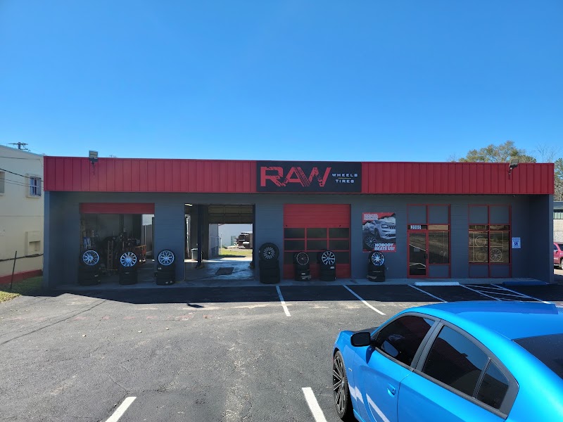 Inside RAW Wheels + Tires
