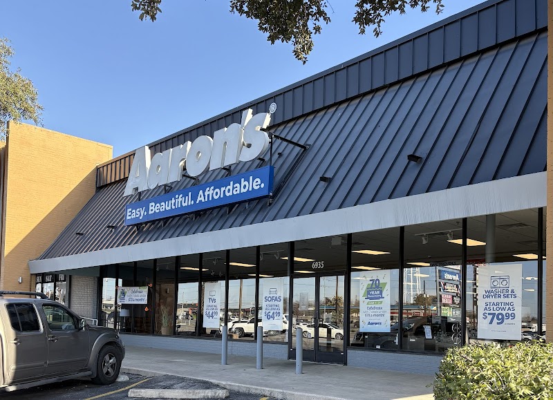 Inside Aaron's