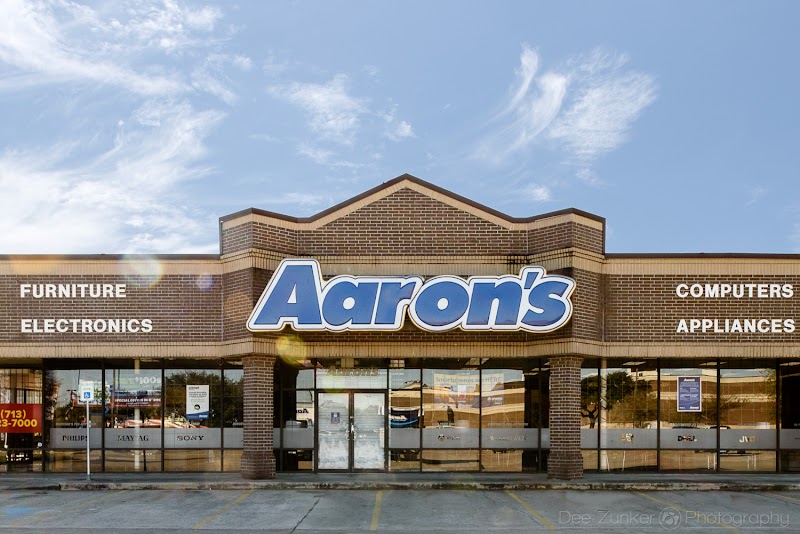 Inside Aaron's