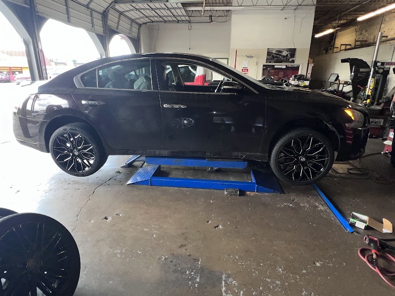 RAW Wheels + Tires photo
