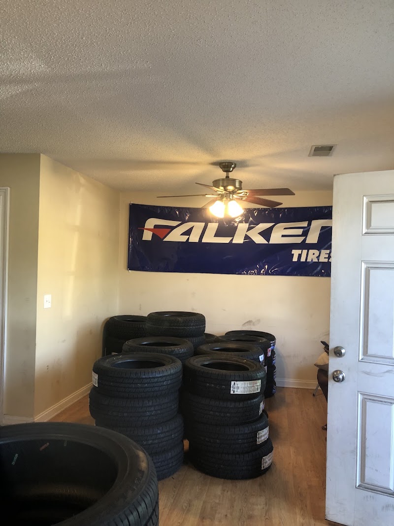 Quick Tire photo