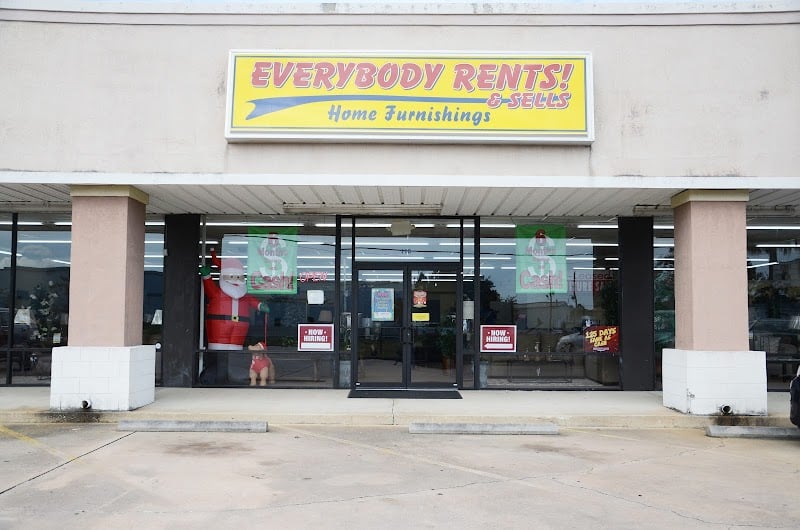 Inside Everybody Rents and Sells in Waycross