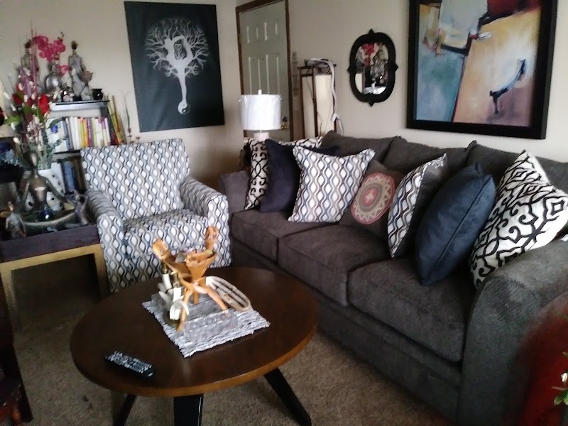 Rent 2 Own photo