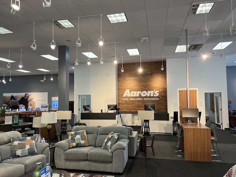 Aaron's photo
